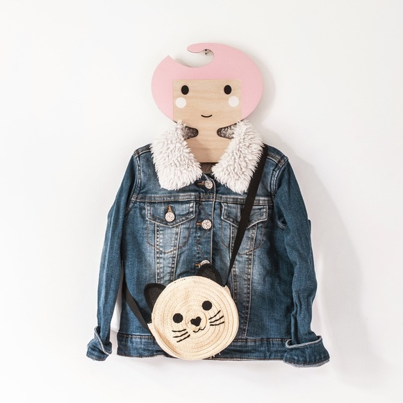 LIKE NEW RED HAND GANG HANGERS - Picture 6 of 8